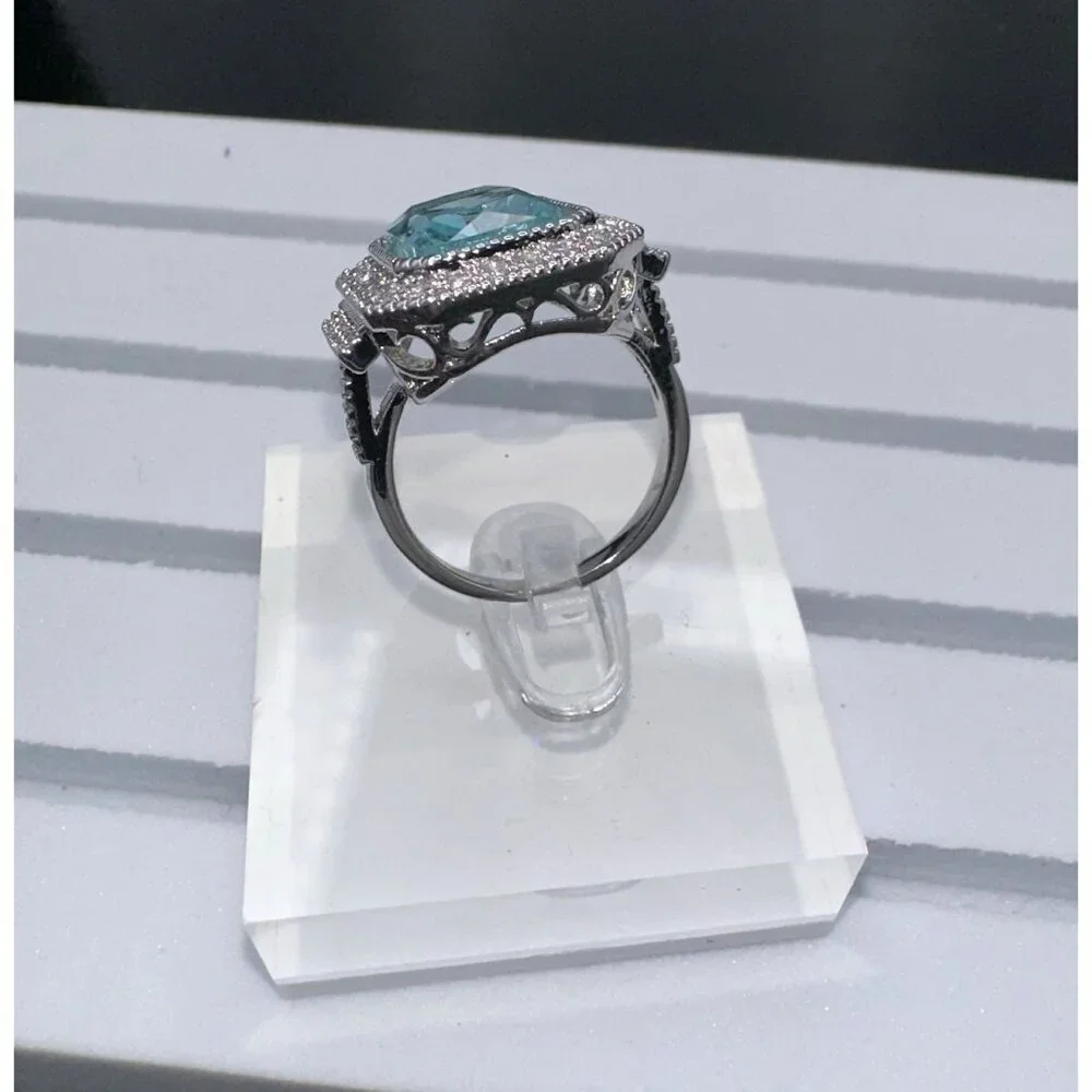 Aquamarine Cubic Zirconia White Crystal Ring Size 7 - Picture 12 of 16